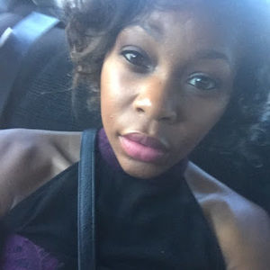 Meet your Posher, Janelle